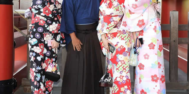 浅草着物散策観光プランお着物の一例